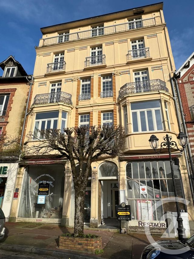 Appartement F2 à vendre - 2 pièces - 37,60 m2 - Bagnoles De L Orne Normandie - 61 - BASSE-NORMANDIE